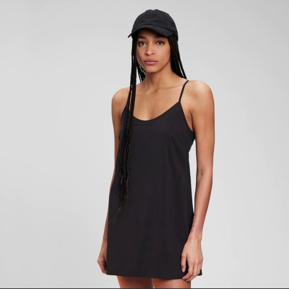 Gapfit tennis dress NWT